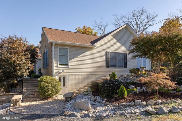 155 SIGNAL CT, Strasburg, VA 22657