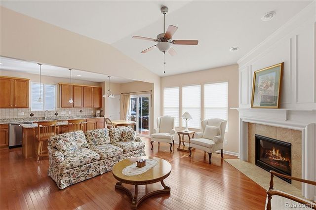 23346 Spring Creek Drive, Macomb, MI 48042