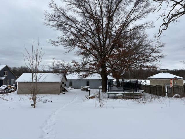 1403 E James Street, White Cloud, MI 49349