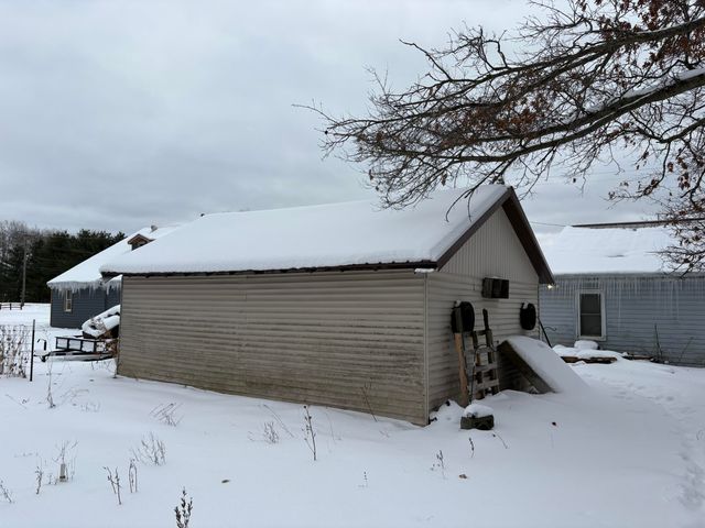 1403 E James Street, White Cloud, MI 49349