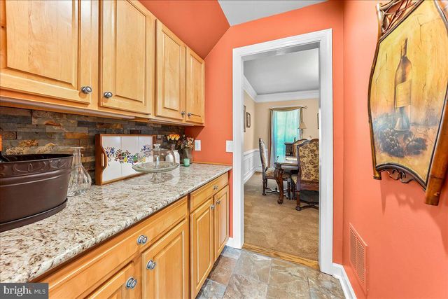 39 MAPLE LN, Glen Mills, PA 19342