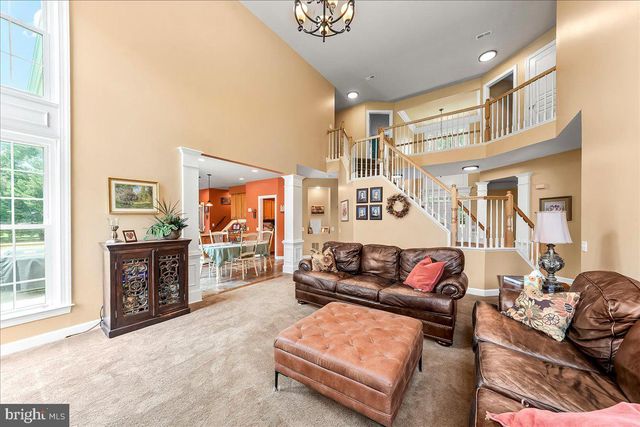 39 MAPLE LN, Glen Mills, PA 19342
