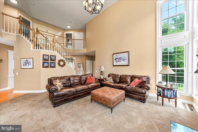 39 MAPLE LN, Glen Mills, PA 19342