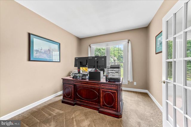 39 MAPLE LN, Glen Mills, PA 19342