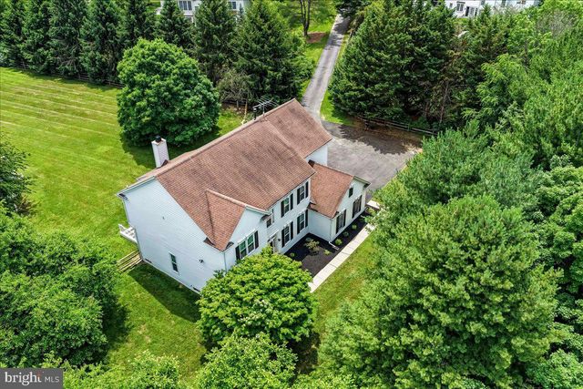 39 MAPLE LN, Glen Mills, PA 19342