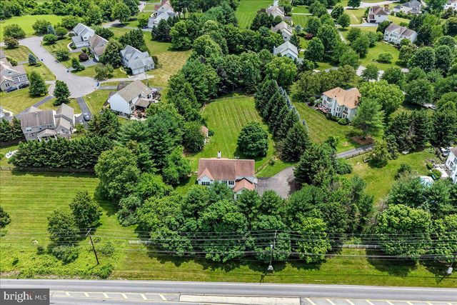 39 MAPLE LN, Glen Mills, PA 19342