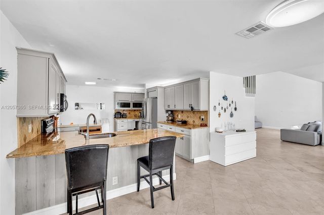 3409 Boise Way, Cooper City, FL 33026