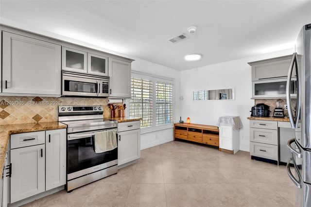 3409 Boise Way, Cooper City, FL 33026