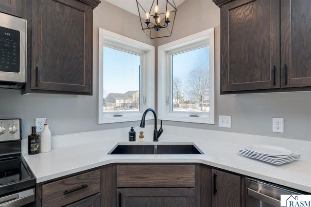 108 Ella Court, Mankato, MN 56001