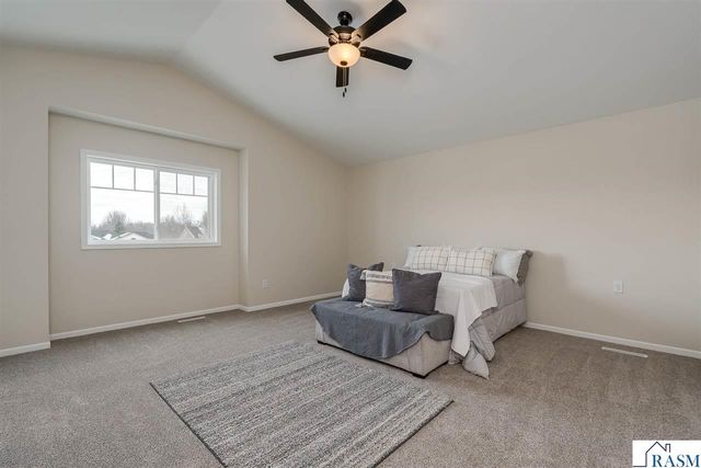 108 Ella Court, Mankato, MN 56001