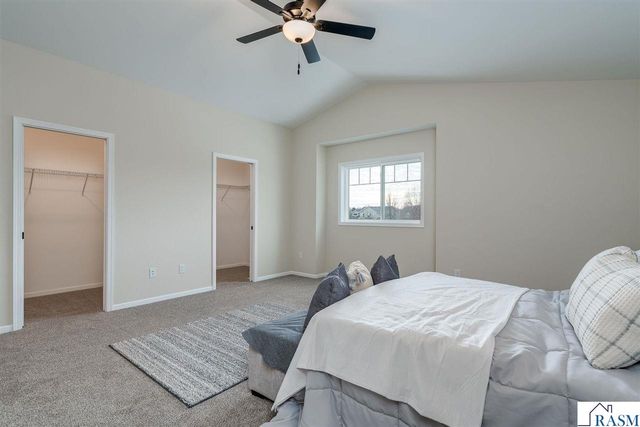 108 Ella Court, Mankato, MN 56001