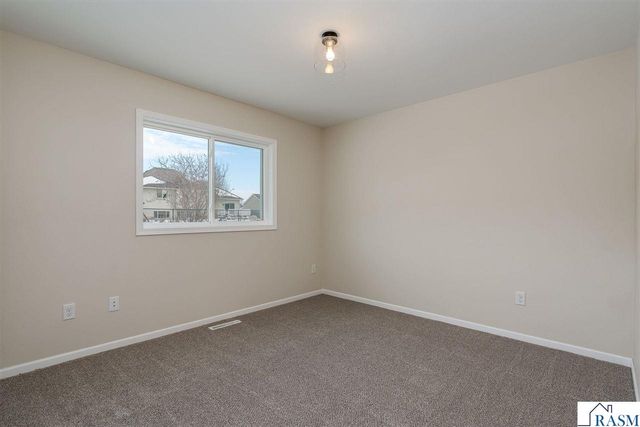 108 Ella Court, Mankato, MN 56001