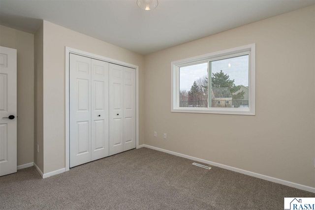 108 Ella Court, Mankato, MN 56001