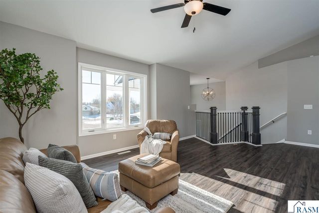 108 Ella Court, Mankato, MN 56001