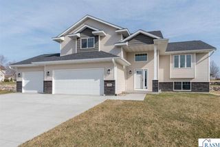 108 Ella Court, Mankato, MN 56001