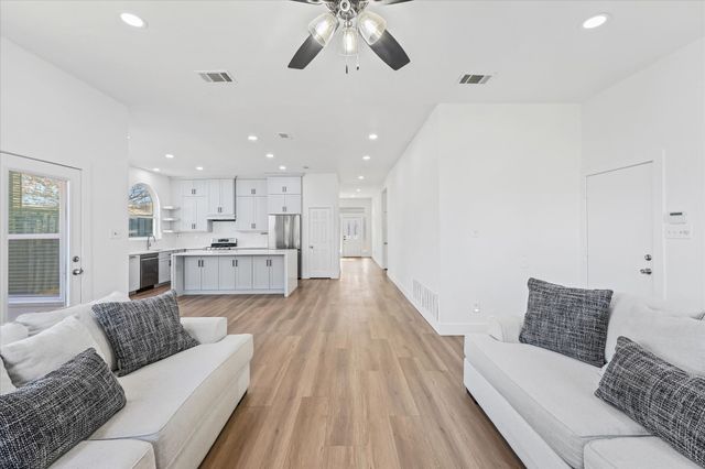 8405 Greenspoint Drive, Rowlett, TX 75088