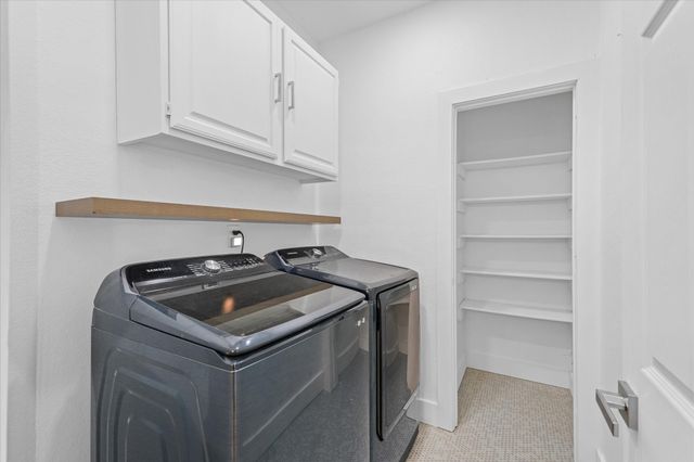 8405 Greenspoint Drive, Rowlett, TX 75088