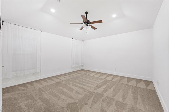 8405 Greenspoint Drive, Rowlett, TX 75088