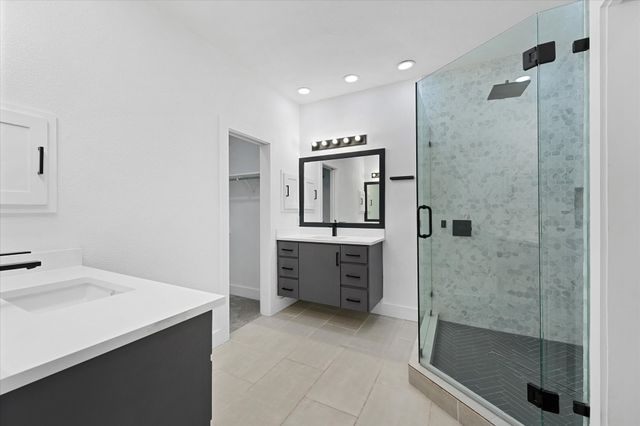 8405 Greenspoint Drive, Rowlett, TX 75088