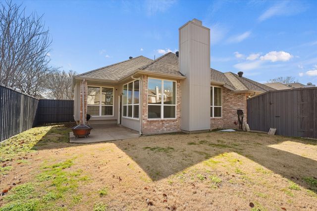 8405 Greenspoint Drive, Rowlett, TX 75088