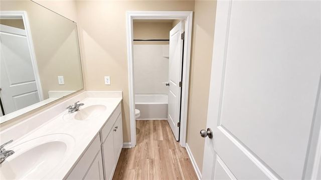 739 Gelderland Drive, Hampton, GA 30228