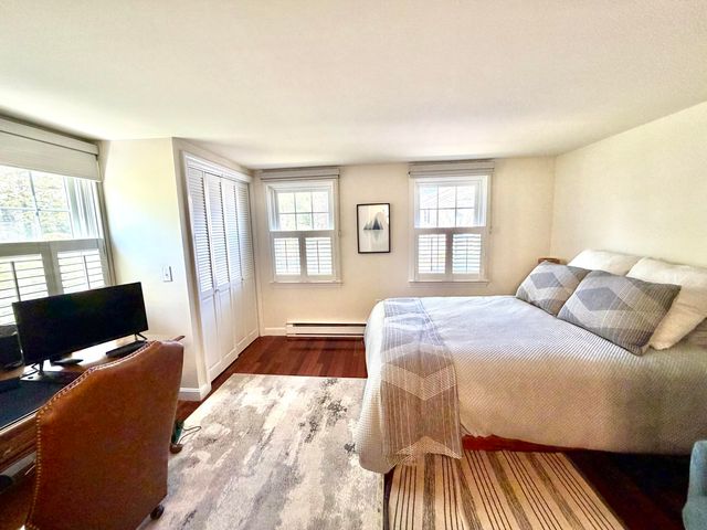 727 Main Street APT B1, Osterville, MA 02655