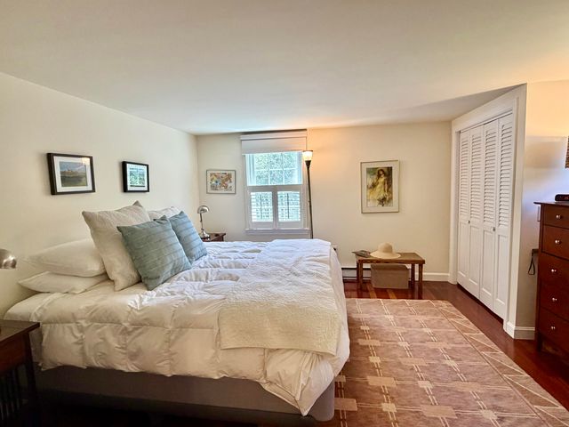 727 Main Street APT B1, Osterville, MA 02655