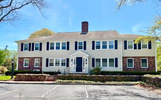 727 Main Street APT B1, Osterville, MA 02655