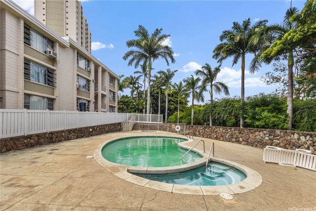 98-1038 Moanalua Road 71101, Aiea, HI 96701