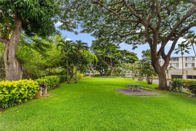 98-1038 Moanalua Road 71101, Aiea, HI 96701