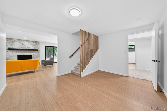 1366 Conge Drive, Bloomfield Hills, MI 48304