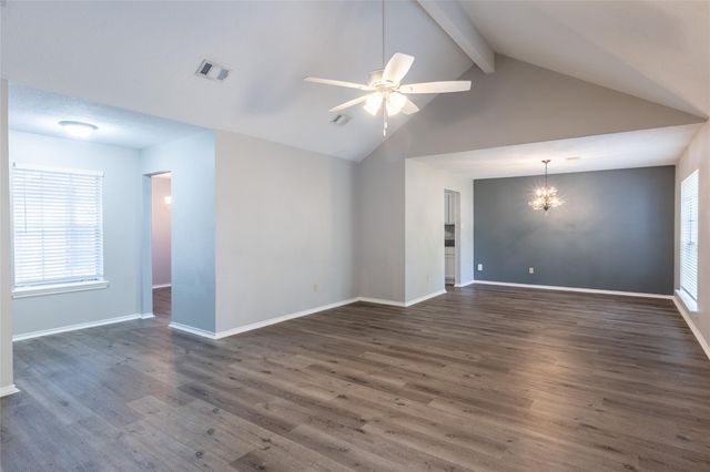 76 Hickory Oak Drive, The Woodlands, TX 77381