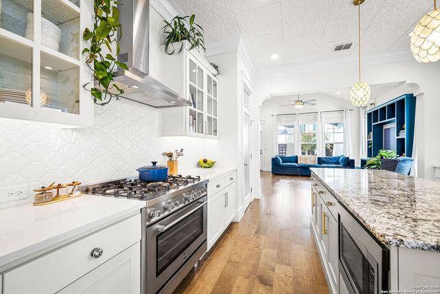 649 Center Green, New Braunfels, TX 78130