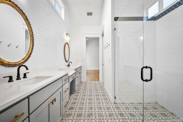 649 Center Green, New Braunfels, TX 78130