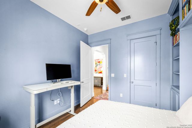 649 Center Green, New Braunfels, TX 78130