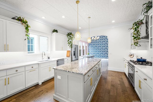 649 Center Green, New Braunfels, TX 78130