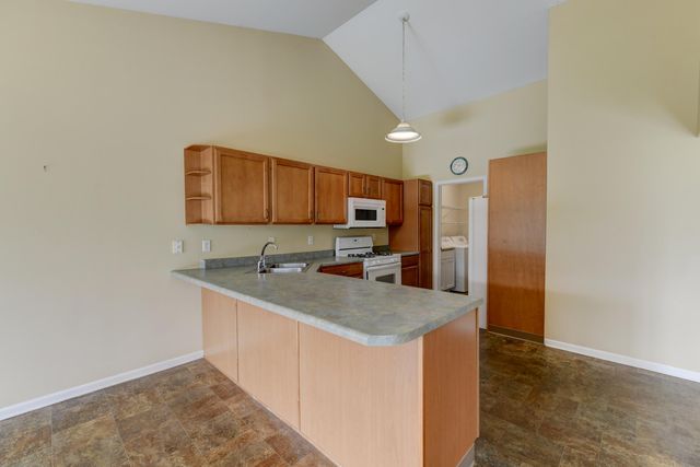 2116 Briarwood Lane, Highland, IN 46322