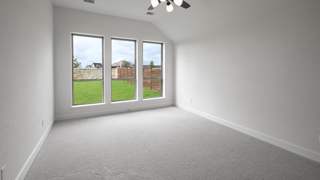 3804 Sonesta ST, Lockhart, TX 78644