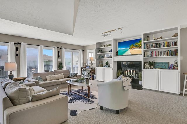 13819 San Domingo Drive, Galveston, TX 77554