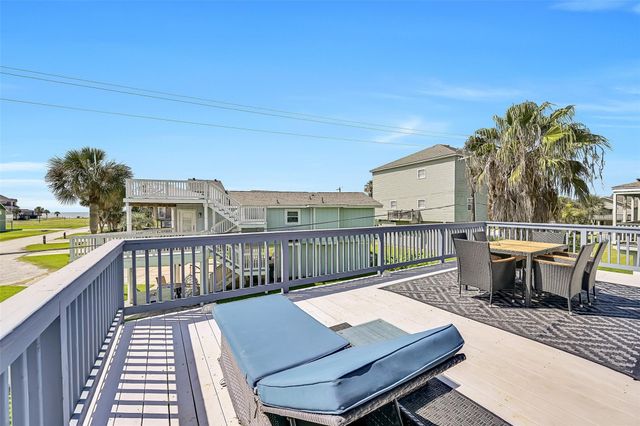 13819 San Domingo Drive, Galveston, TX 77554