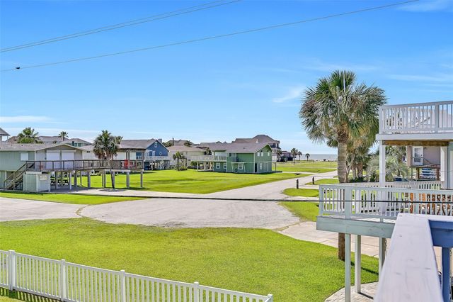 13819 San Domingo Drive, Galveston, TX 77554