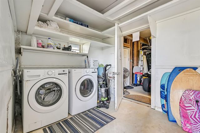 13819 San Domingo Drive, Galveston, TX 77554