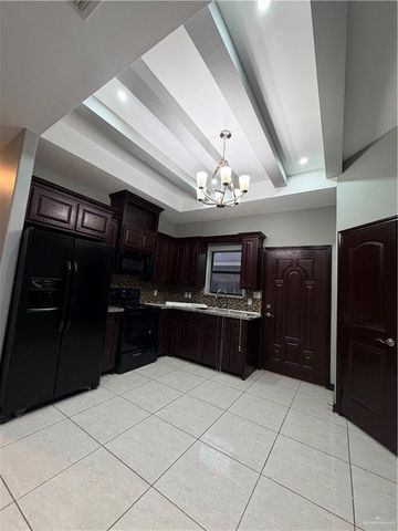 2612 Larkspur Avenue, Edinburg, TX 78541