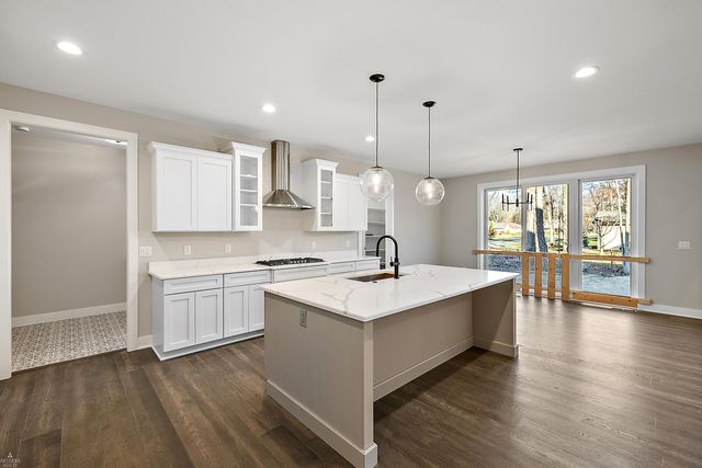 11851 Ovation Court Court, Shelby Twp, MI 48315