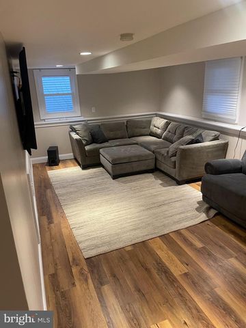 1525 CEDAR AVE, Haddon Heights, NJ 08035