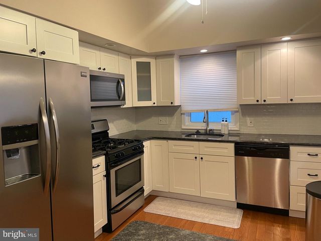 1525 CEDAR AVE, Haddon Heights, NJ 08035