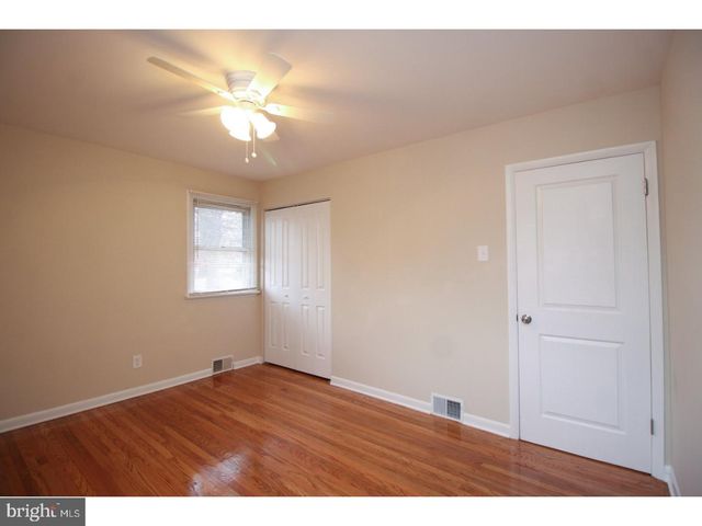 1525 CEDAR AVE, Haddon Heights, NJ 08035