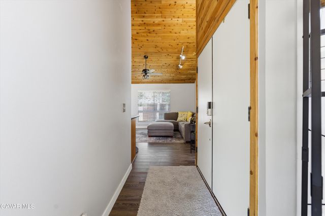 122 Meadow Lakes Drive, Tehachapi, CA 93561