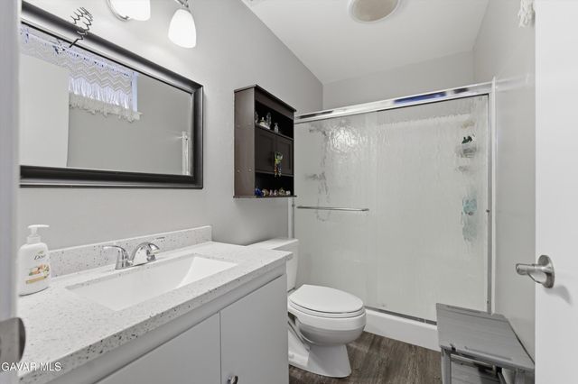 122 Meadow Lakes Drive, Tehachapi, CA 93561