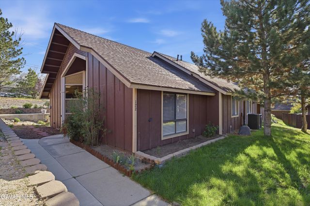 122 Meadow Lakes Drive, Tehachapi, CA 93561